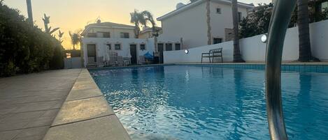 Outdoor pool, a heated pool