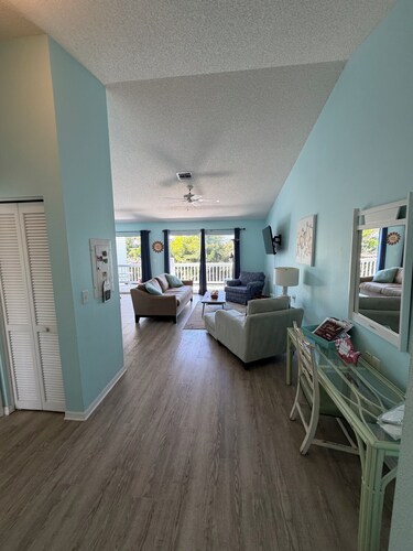 Charming 1-bedroom apartment in amazing Nokomis
