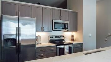 Apartment, 2 Bedrooms | Private kitchen | Full-sized fridge, microwave, oven, stovetop