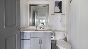 Appartement, 1 slaapkamer | Badkamer