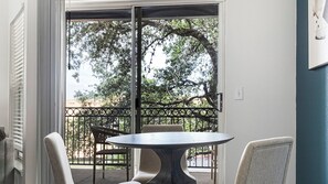 Apartment, 1 Bedroom | Private kitchen | Full-size fridge, microwave, oven, stovetop