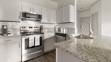 Apartment, 2 Bedrooms | Private kitchen | Full-sized fridge, microwave, oven, stovetop