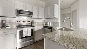 Apartment, 2 Bedrooms | Private kitchen | Full-size fridge, microwave, oven, stovetop