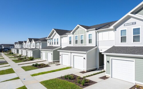 Landing Townhomes Davenport
