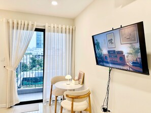 Interior - Enjoyable studio Lavida Serene, Comfy Bed - Near RMIT, SECC, Ho Chi Minh City (Ho Chi Minh City)