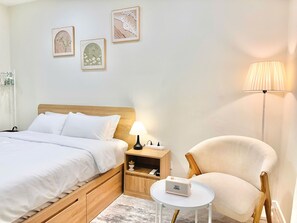1 bedroom, WiFi, bed sheets