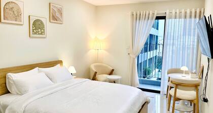Enjoyable studio Lavida Serene, Comfy Bed - Near RMIT, SECC, Ho Chi Minh City