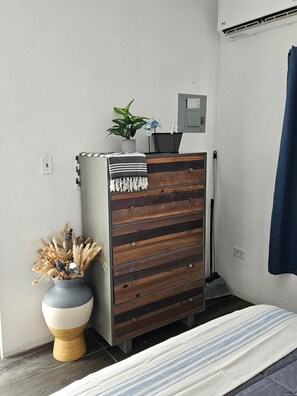 1 bedroom, travel crib, free WiFi, bed sheets