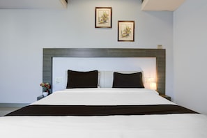 House - Collection O Limda Chowk Hotel Harmony (Rajkot)