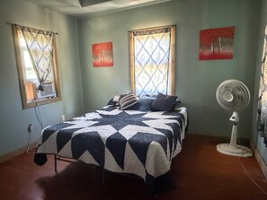 2 bedrooms, Internet, bed sheets