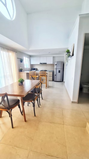 Private kitchen - LAS PALMAS PENTHOUSE 360 (Armenia)