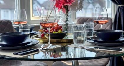 Stylish Apartment in Buckhurst Hill