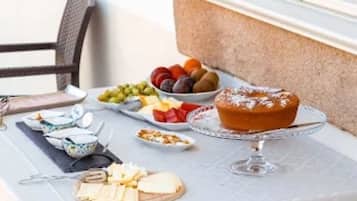 Alimentos y bebidas