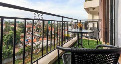 Condo with a view, pool&gym
