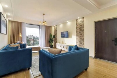 Condo with a view, pool&gym