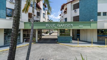 Apartamento básico | Fachada