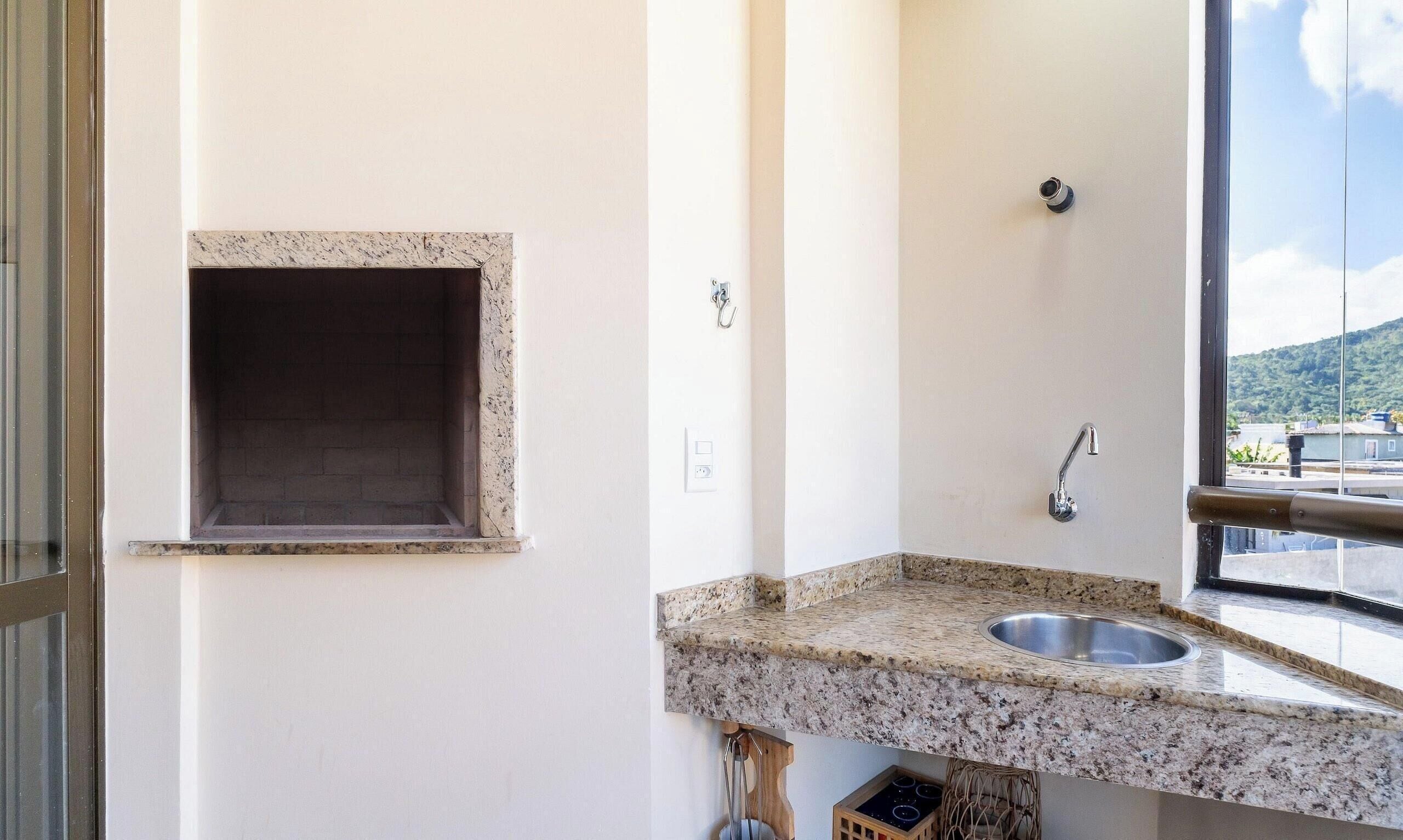 Basic Apartment | Interior