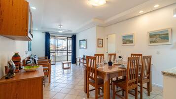 Eenvoudig appartement | Dineren