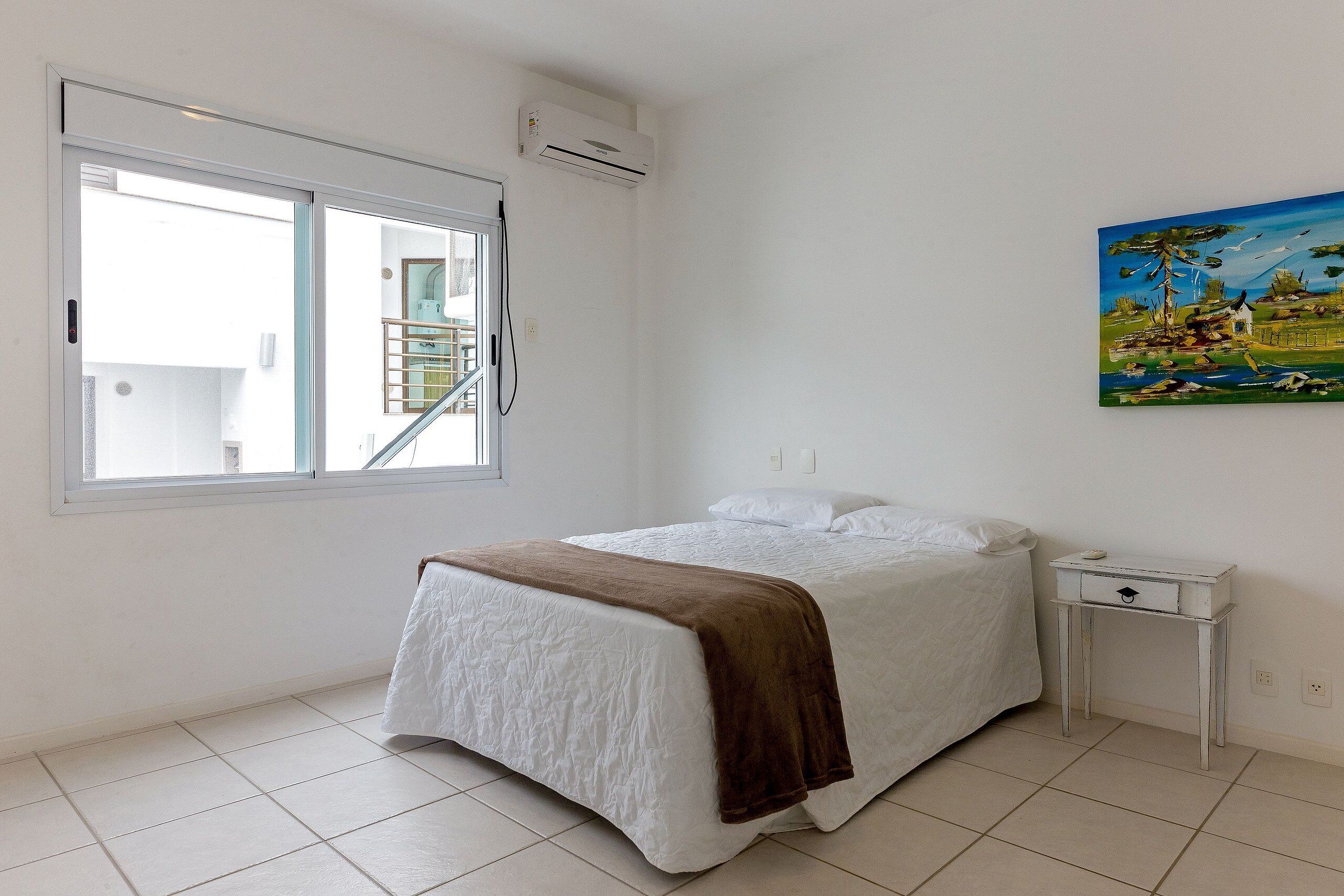 Basic Apartment