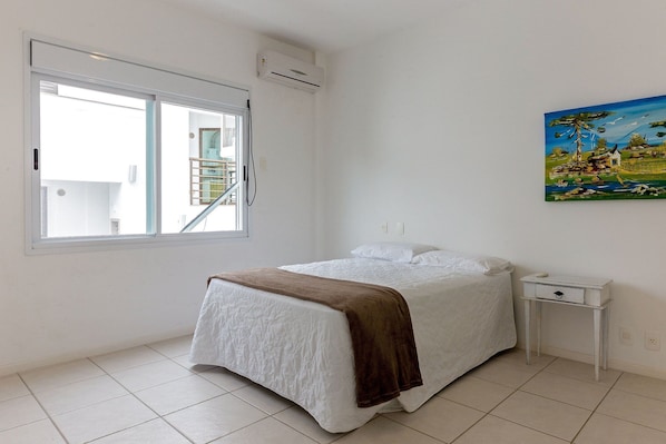 Appartement de base | 3 chambres, accès au Wi-Fi (inclus)