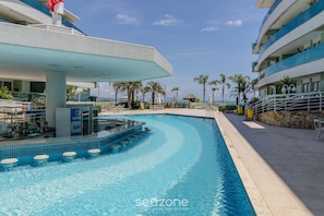 Outdoor pool - Apart in Cond. w/ Access to Beach and Pool Ave0232 (Florianópolis)