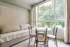 Basic Studio | Interior