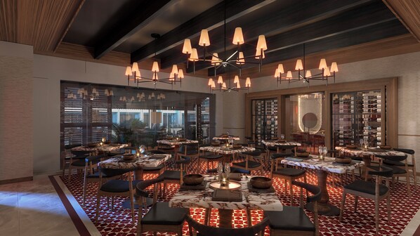 9 restaurants, breakfast served