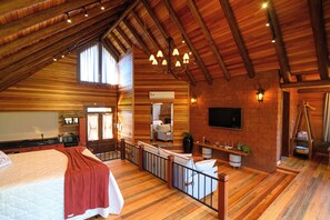 Deluxe Chalet, Private Pool, Mountain View | Free WiFi