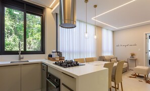 Basic Apartment | Private kitchen