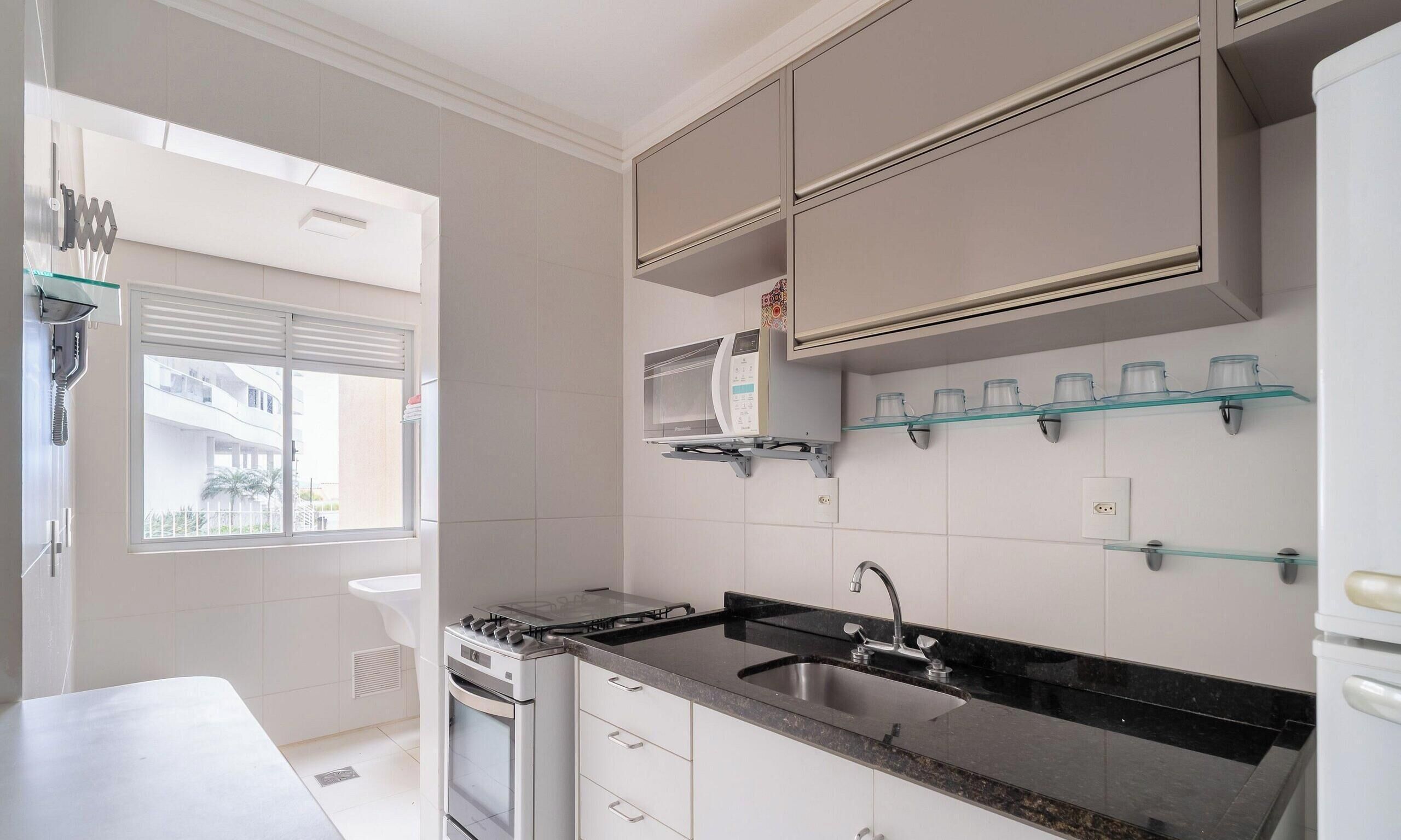 Basic Apartment | Private kitchen