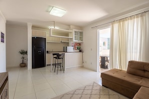Basic Apartment | Interior