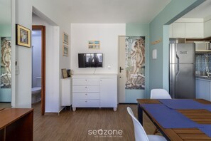 Basic Apartment | Dining - Condominium in Floripa 300m From the Beach - CAS (Florianópolis)