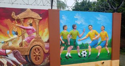 Soothing villa with AC in charming Sriniketan