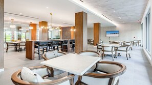 Dining - South Seas Tower II, 1701 (Marco Island)