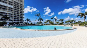 Nicht klassifiziertes Bild, 2 von 38, Schaltfläche