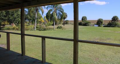 Quiet, Peaceful Retreat On Lake Okeechobee