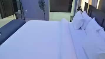 1 bedroom, desk, iron/ironing board, free WiFi
