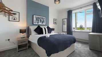 4 dormitorios, Internet, ropa de cama