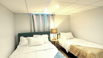 5 Schlafzimmer, BĂŒgeleisen/BĂŒgelbrett, WLAN, BettwĂ€sche