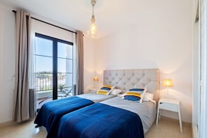 3 bedrooms, WiFi, bed sheets