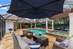 حمّام سباحة خارجي، حمّام سباحة مُدفَّأ