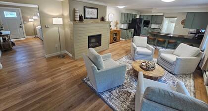 Large house close to ATV trails and casino in Christmas