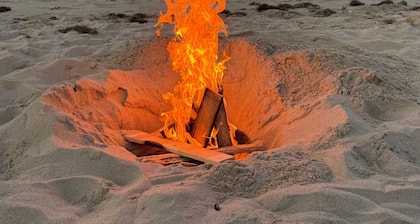 Seahaven Cottage- a beach-front, pet friendly cottage on Prime Hook Beach