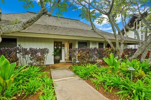 Exterior - Beachfront 1BR 1BA condo on beautiful Poipu Beach Kiahuna #2 (Koloa)