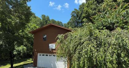 Charming studio in peaceful Murphy