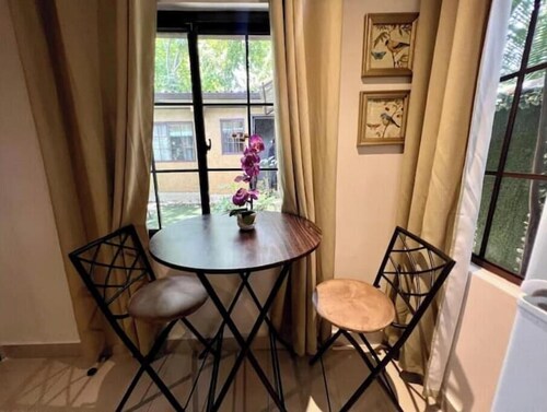 Lovely studio apartment in the heart of the city