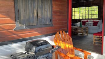 Cabin, 2 Bedrooms, Mountain View | Terrace/patio