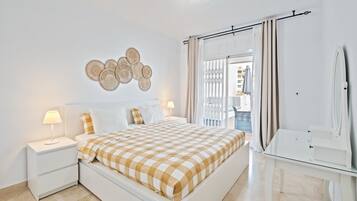 3 bedrooms, WiFi, bed sheets