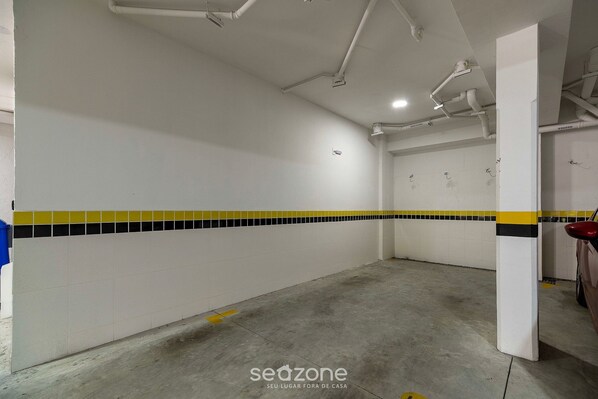 Basic Apartment | Interior