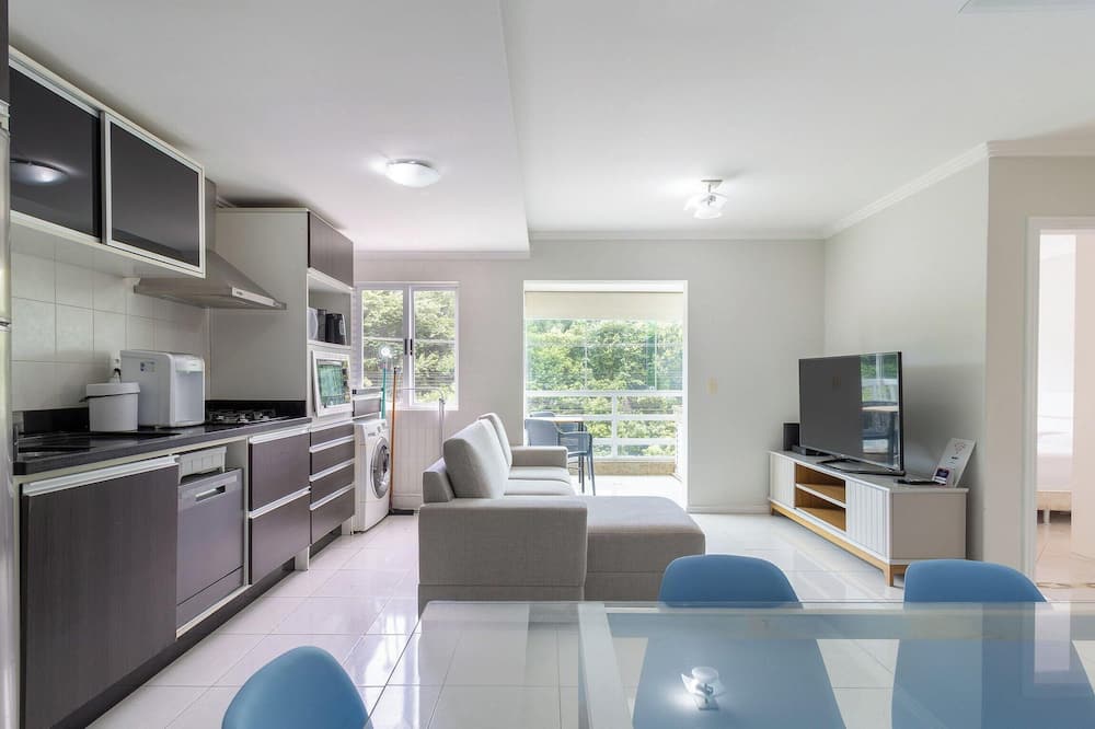 Apt With Balcony, few Minutes From the sea Ccb103